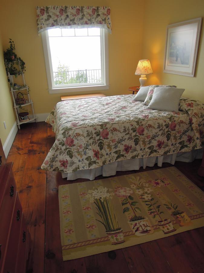 Button Bay Bed And Breakfast Vergennes Екстериор снимка